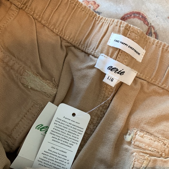 Aerie khaki shorts - Picture 2 of 4